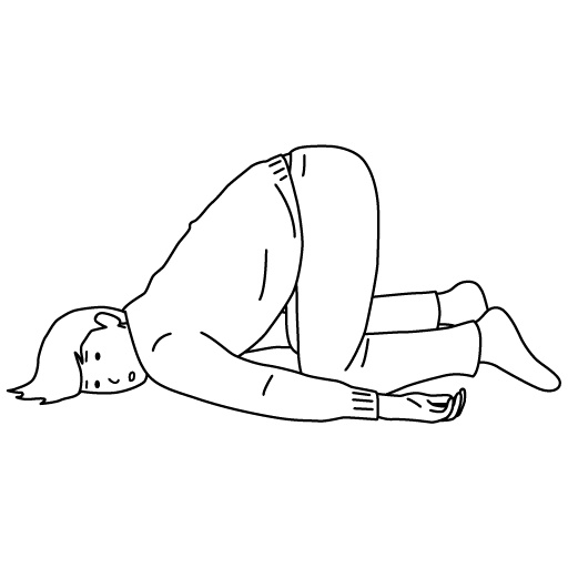 うつ伏せで頭を床に付けお尻を高く突き上げ疲労困憊な男性